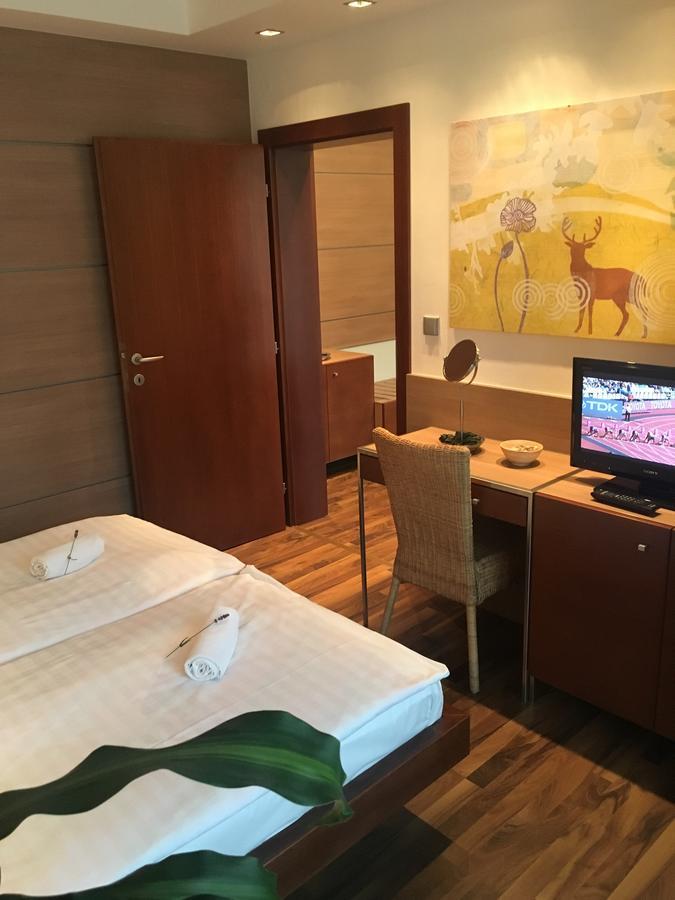 Hotel Bartos Frenstat pod Radhostem Ngoại thất bức ảnh