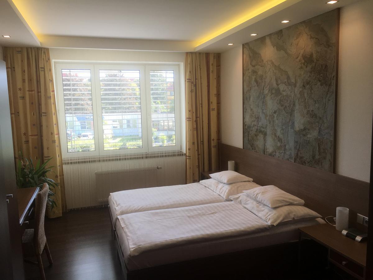 Hotel Bartos Frenstat pod Radhostem Ngoại thất bức ảnh